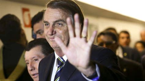 Bolsonaro Deixa Planalto Como L Der Da Direita Para E