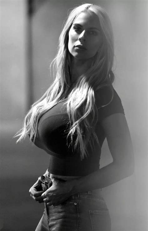 Busty Nudes 2busty2hide NUDE PICS ORG