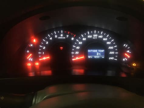 Индикатор датчика давления масла — Toyota Camry (XV40), 2,4 л, 2008 ...