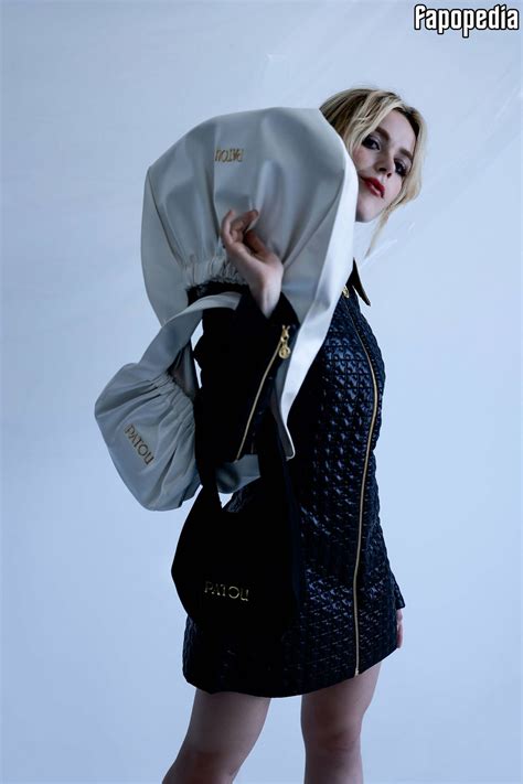 Kiernan Shipka Nude Leaks Photo Fapopedia