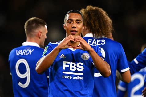 Manchester United Transfer Erik Ten Hag Sets Eyes On Youri Tielemans