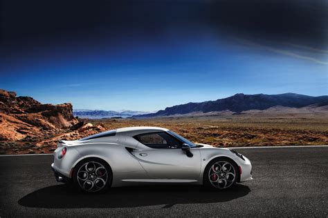 Alfa Romeo 4C review