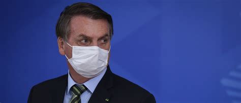 Federal Judge In Brazil Orders President Jair Bolsonaro To Wear Mask In Public The Daily Caller