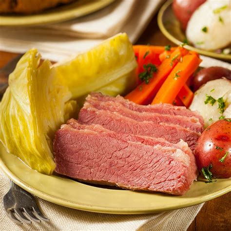 How To Cook Corned Beef In The Oven I Taste Of Home