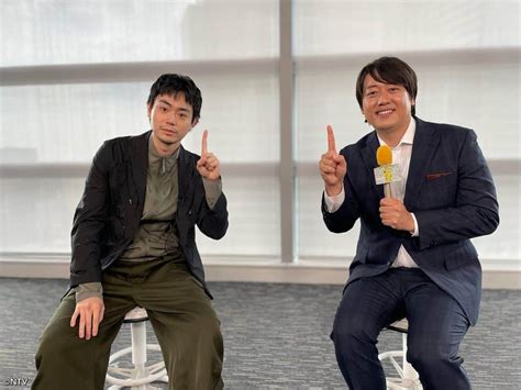 日本テレビ系『シューイチ』さんのインスタグラム写真 日本テレビ系『シューイチ』instagram「 8時40分頃からはショービズ🎶 📌親友👬🏻菅田将暉さんに直樹が直撃🎤 ボードゲーム