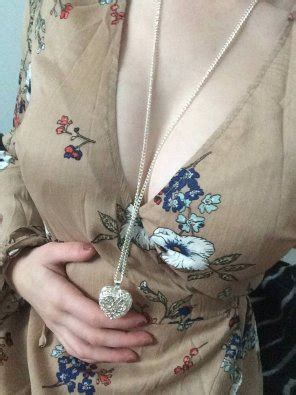 Decorated Cleavage F Porn Pic