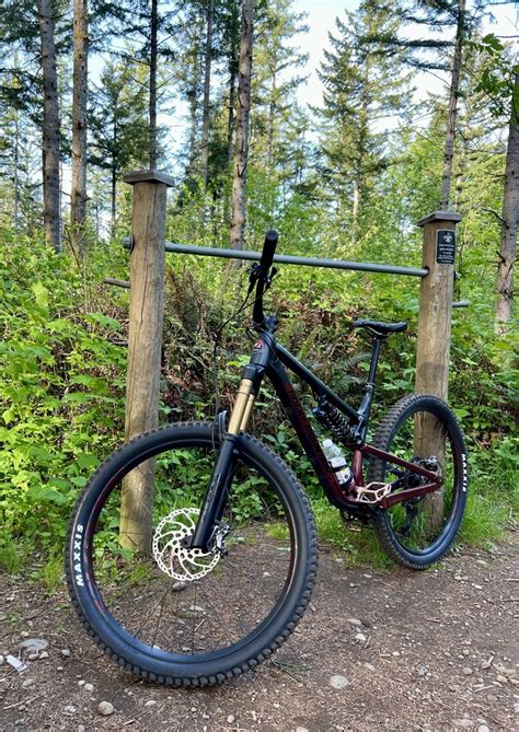 2023 Rocky Mountain Bicycles Altitude A70 Coil