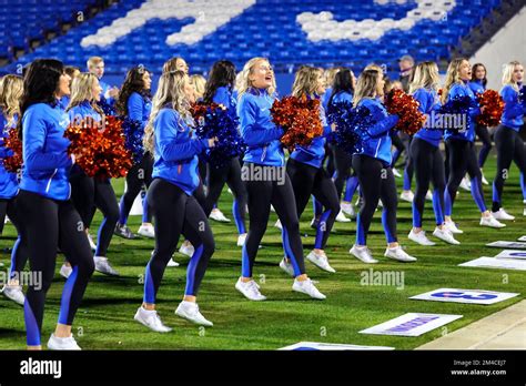 Boise State Broncos Cheerleaders During The Frisco Bowl College