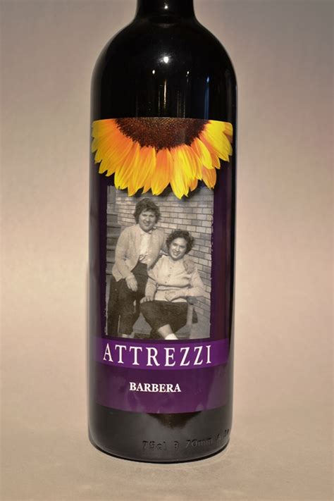 Barbera Wine – Attrezzi