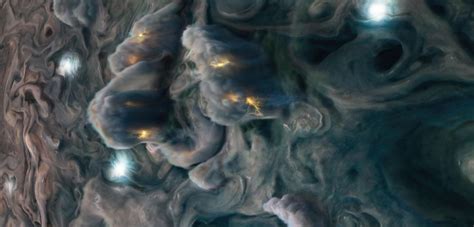 Leben könnte in den Wolken des Jupiters existieren aber nicht auf der