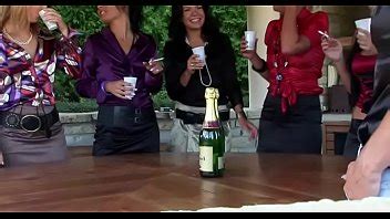 Zorras Locas Son Y Luego Folladas Por Chicos Colgados Xvideos