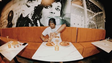 Rapper Lil Baby opens new seafood restaurant in Atlanta | FOX 5 Atlanta