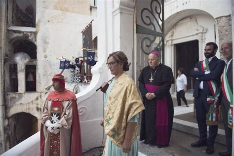 Marisa Cuomo insignita del titolo di Magistra di Civiltà Amalfitana