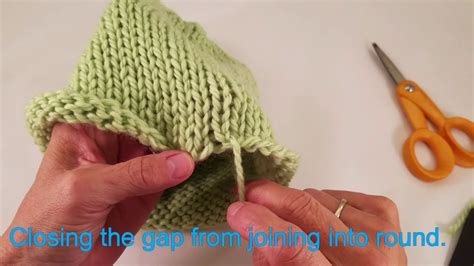 Closing The Gap From Joining Knitting Into The Round Youtube