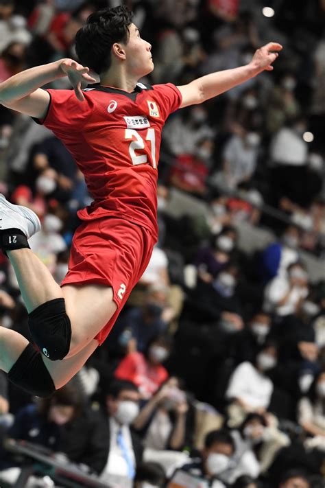 Ran Takahashi Poses Volleyball Pictures Japan Volleyball Team