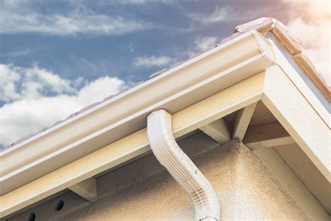 Gutter & Downspout Installation | Ypsilanti, Ann Arbor & Canton, MI | LHI Gutters