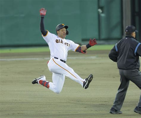 【巨人】オコエがリベンジ好走塁！ 左前打を二塁打に！ 坂本勇人32打席ぶり適時打で先制ホーム スポーツ報知