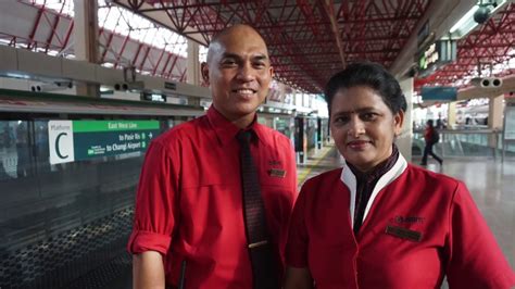 Day In The Life Of Senior Assistant Station Manager Amran Jurong East Mrt Station Youtube