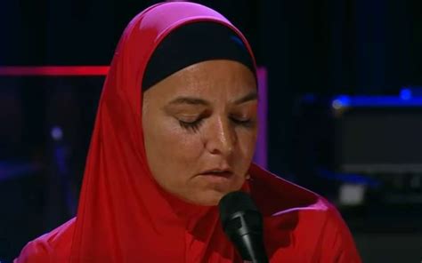 Singer Sinead OConnor steps out in hijab