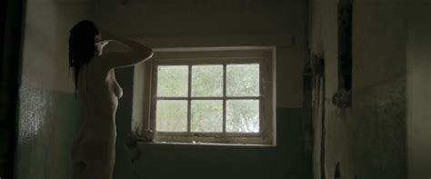 Nude Video Celebs Valentina Bassi Nude Al Desierto 2017