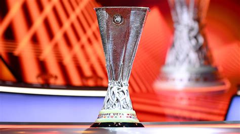 ¿a Qué Hora Es La Final De La Uefa Europa League Uefa Europa League 202223