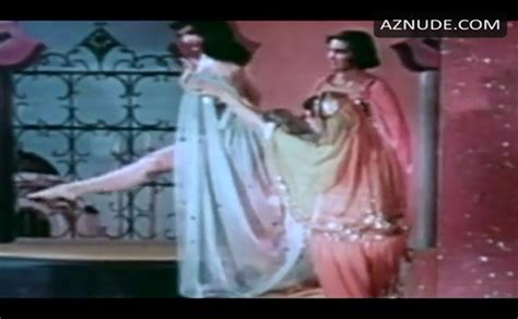 Bettie Page Sexy Scene In Bettie Page The Girl In The Leopard Print Bikini AZNude