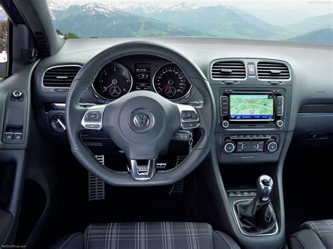 volkswagen golf gtd  pictures information specs