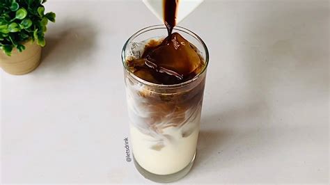 How To Make Iced Latte With Instant Coffee Youtube