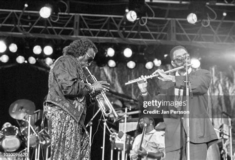 Kenny Davis Musician Photos And Premium High Res Pictures Getty Images