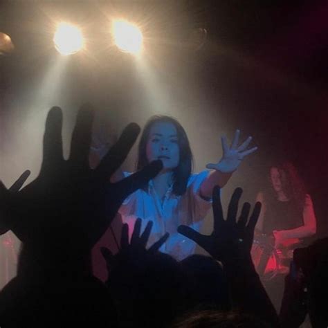 Stream Sunday Listen To Mitski Unreleased Bonus Tracks Demos