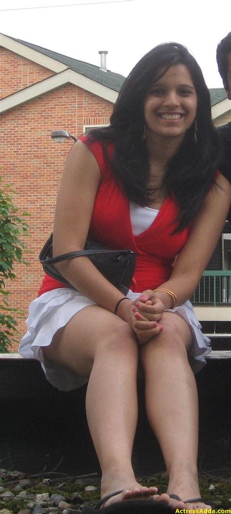 Hot Mallu Desi Indian Aunty Sms Chat Phones Number Chubby Desi College Girl With Boy Friend