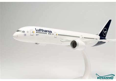 Herpa Lufthansa Boeing 787 9 Dreamliner Berlin D ABPA 613453 WINGSMO