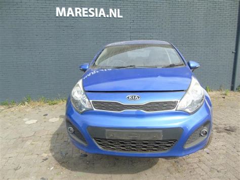 Kia Rio Iii Crdi Vgt V Sloopvoertuig Blauw