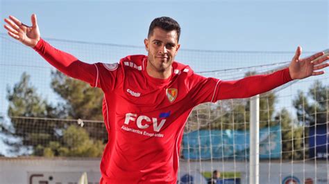 El Terrassa Fc Vence A La Scr Pe A Deportiva Y Aprieta La Lucha Por La