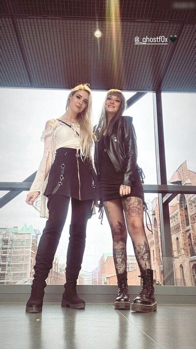 Farbenfuchs Farbenfuchs Nude Fapullo