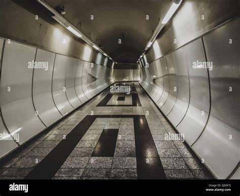 Linea Della Metropolitana Di Atene Immagini E Fotografie Stock Ad Alta