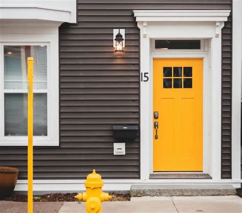 What Does Your Front Door Color Say About You The Meaning Of Front