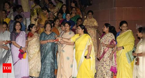 Women Reservation Mind The Gap Only 10 Women In Bjp Cong Line Ups