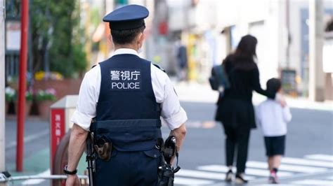 🚨警察官がわいせつか 漫画喫茶で16歳少女に スレッド閲覧｜爆サイcom北海道版