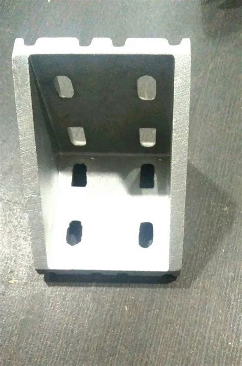 Aluminium 60x60 Angle Bracket For Industrial At Rs 110 Piece In Pune