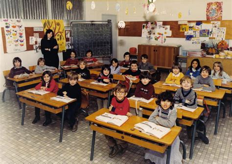 Photo de classe Cours Préparatoire 1ère année de 1982 ECOLE GASTON