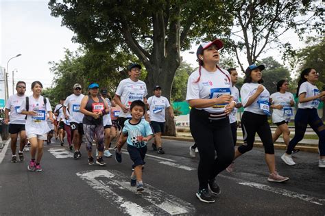 Medios Peruanos on Twitter RT MuniLima Más de 3 mil personas