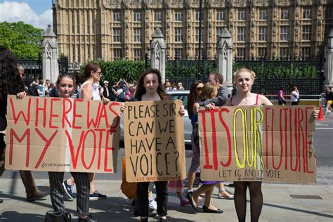 Brexit Young Protesters March Against Eu Referendum Result Metro News