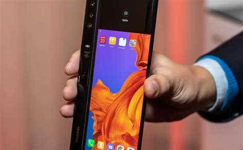 Huawei Mobile Unveils The Mate X Foldable Smartphone With Screens G