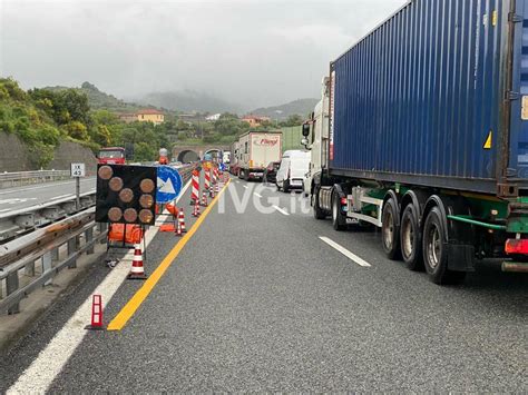 Incidente In A Scontro Tra Tir Genova It