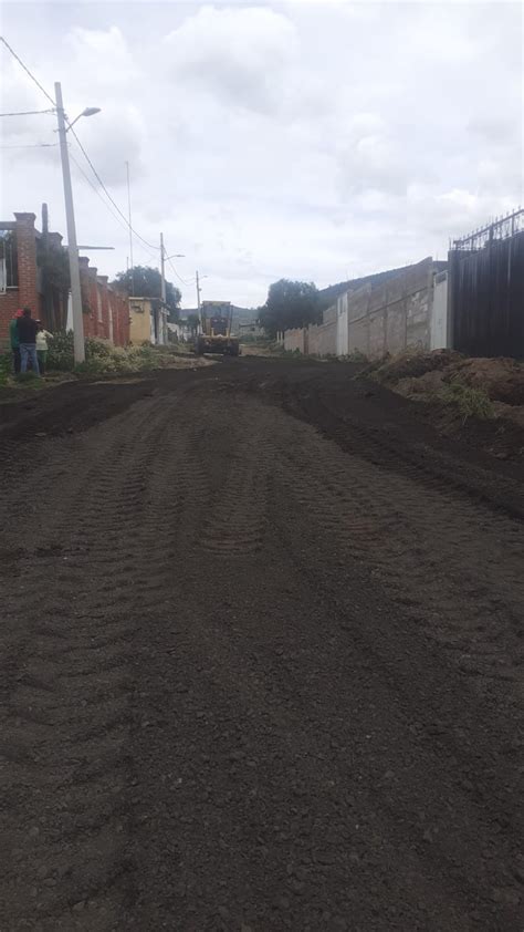 Continuamos Trabajando En El Mantenimiento De Los Caminos Saca