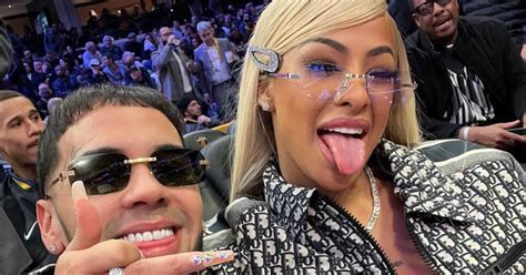 Yailin mostró su embarazo con un pequeño bikini