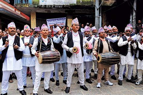 Nepal Traditional Costumes & Dress for Male - Female - Children