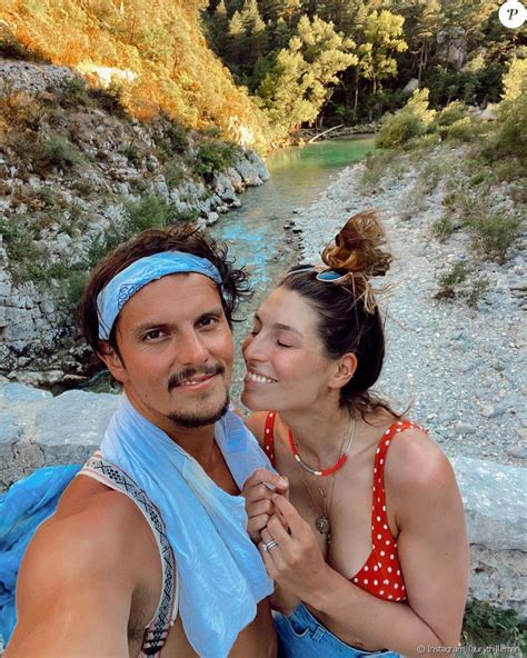 Laury Thilleman a partagé des photos de ses vacances en France avec son