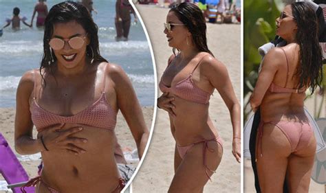 Eva Longoria Flaunts Enviable Curves As She Shows Off Bikini Body In